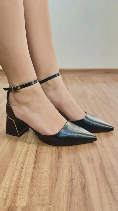 SANDALIA FEMININO ADULTO SALTO