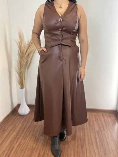 CONJUNTO FEMININO ADULTO COLETE+SAIA