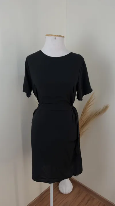 VESTIDO FEMININO SEM MANGA CURTO