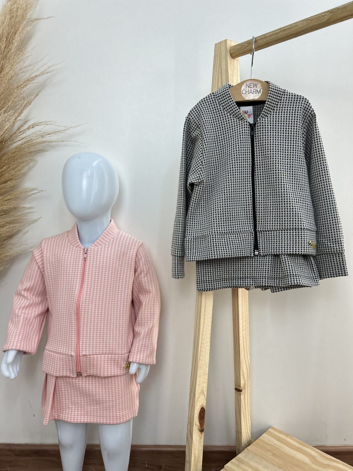 CONJ FEM INF JAQUETA+CLÇ