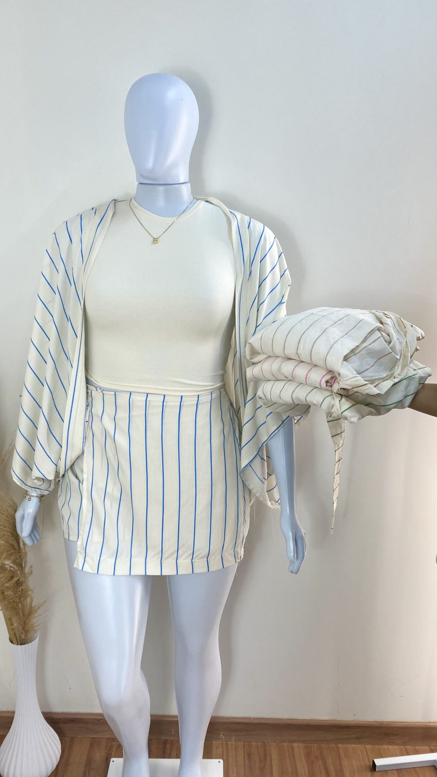 CONJ FEM ADT KIMONO+SHRT