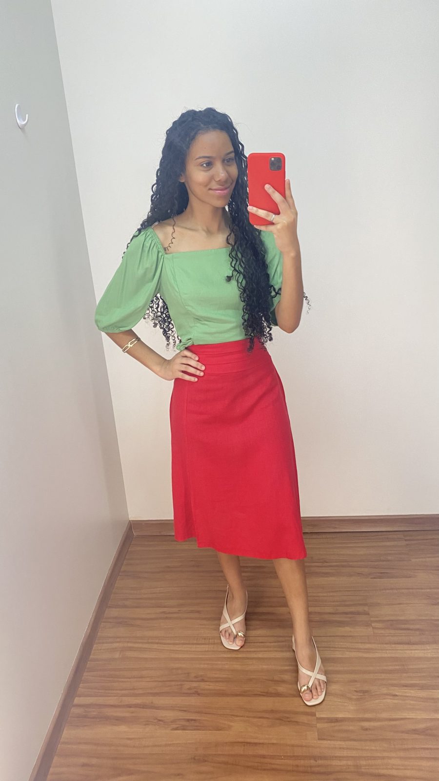 CROPPED FEM 3/4 R53