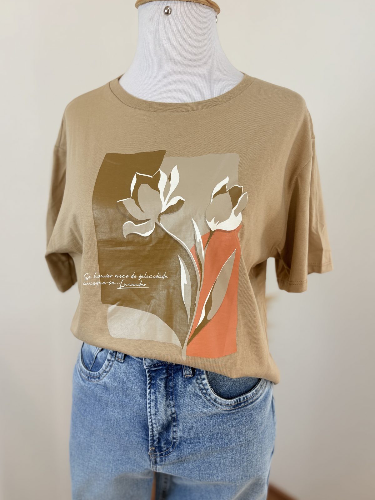 CROPPED FEM ADT MM