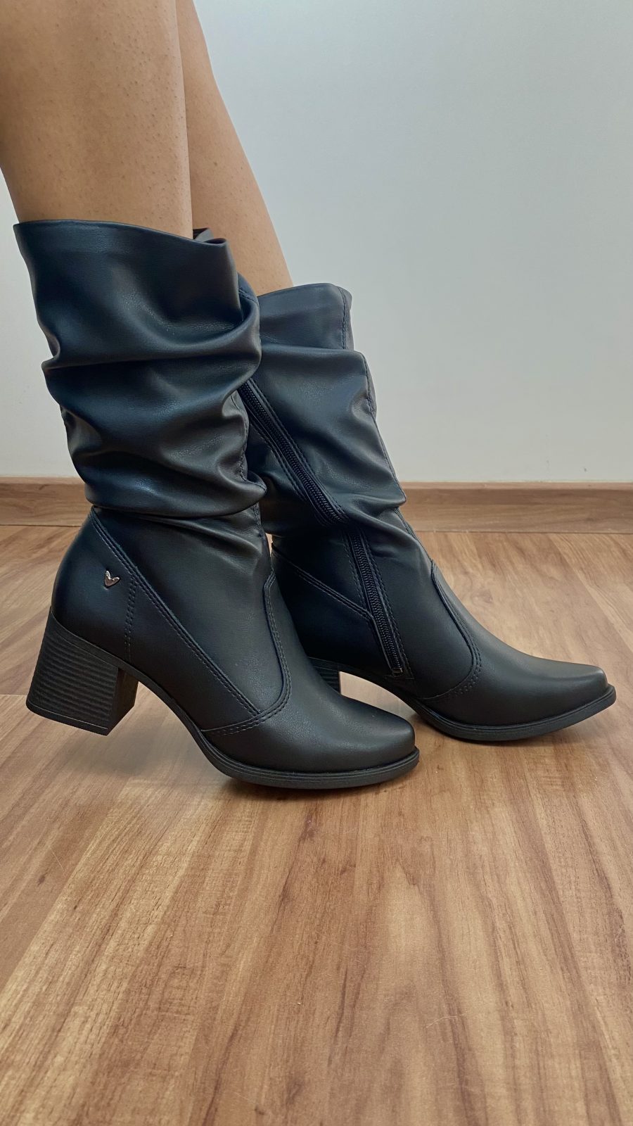 BOTA FEM ADT CANO MEDIO