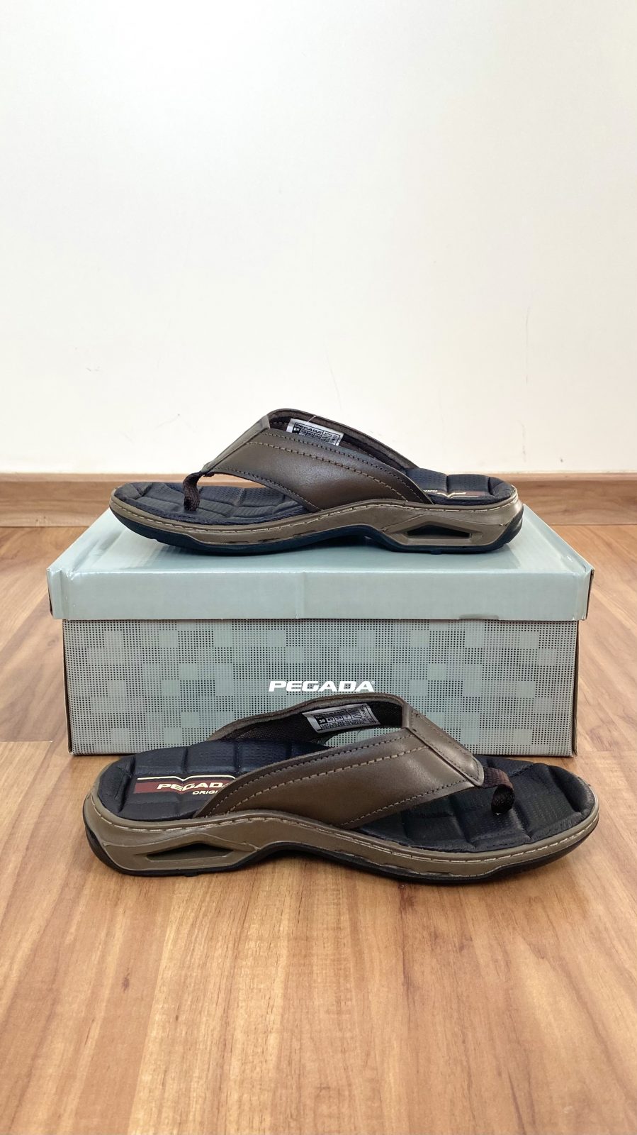 CHINELO MASC ANILINA