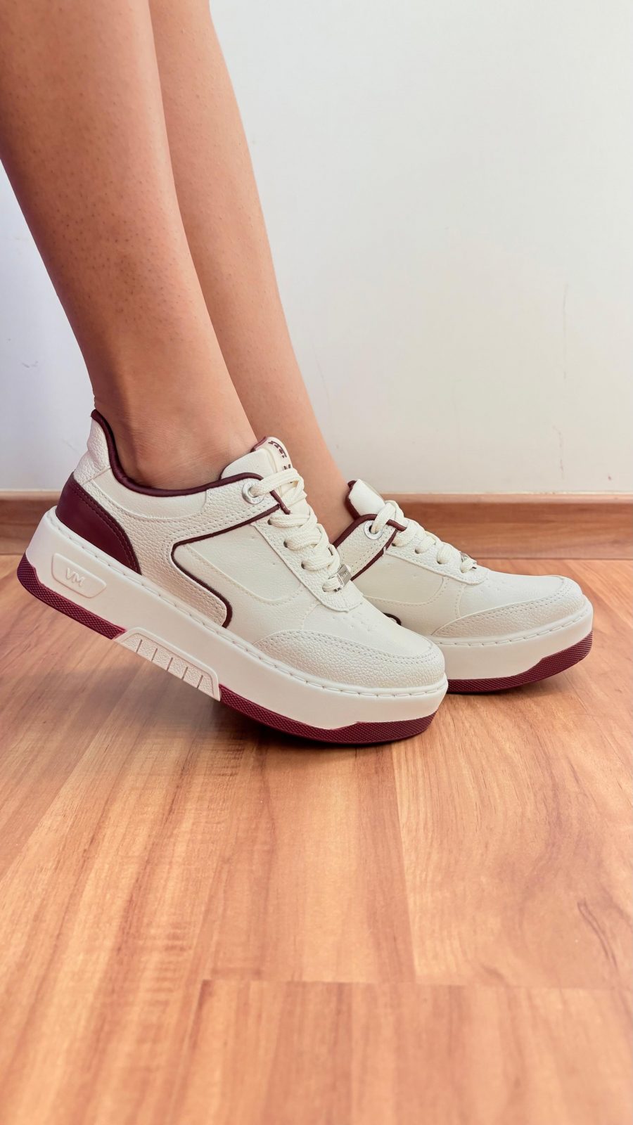 TENIS FEM M97